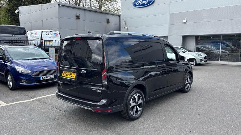 Ford Transit Connect 250 L2 Petrol 1.5 EcoBoost PHEV 150 Active FlexCab Van Auto